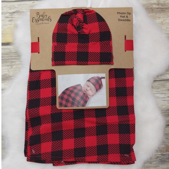 buffalo plaid swaddle